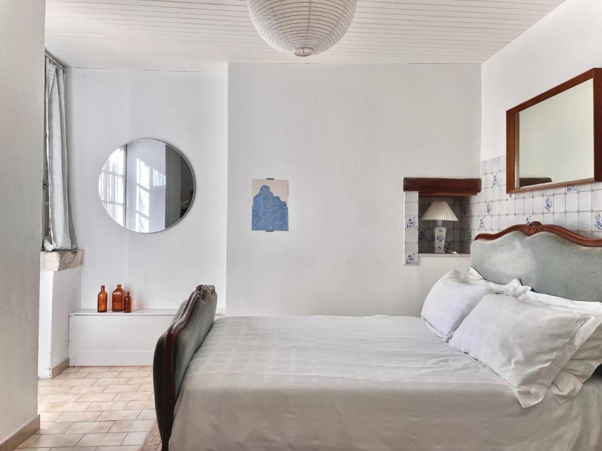 Stylish One Bedroom Apartment In A Lovely Village Saint-Vincent-Rive-d'Olt Ngoại thất bức ảnh